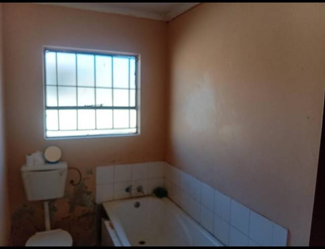 3 BEDROOM HOUSE FOR SALE IN DAWN PARK EXT